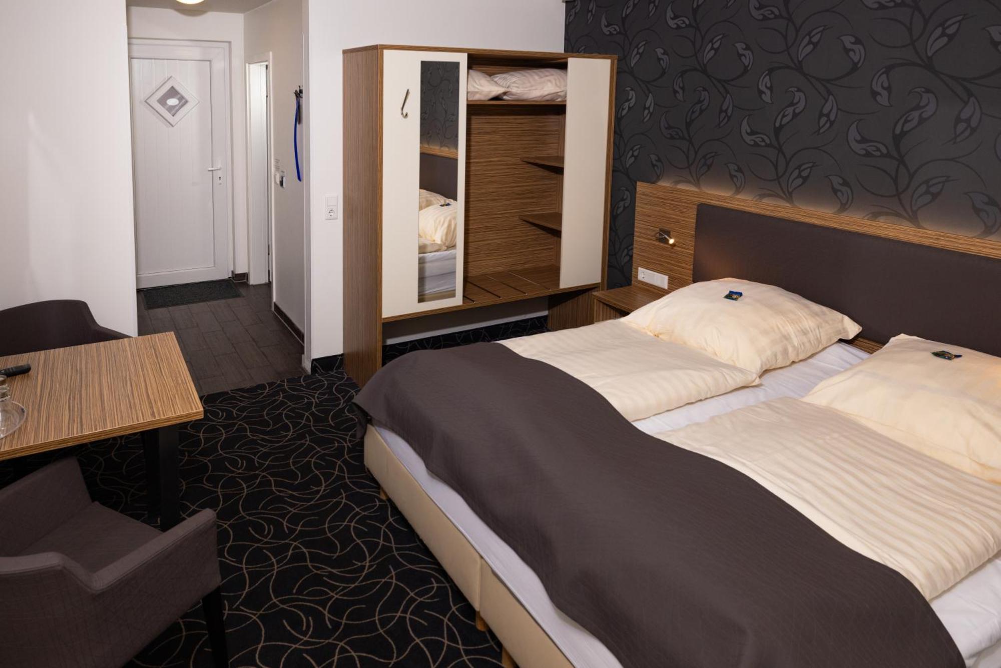 Hotel Gasthof Хандевит Экстерьер фото
