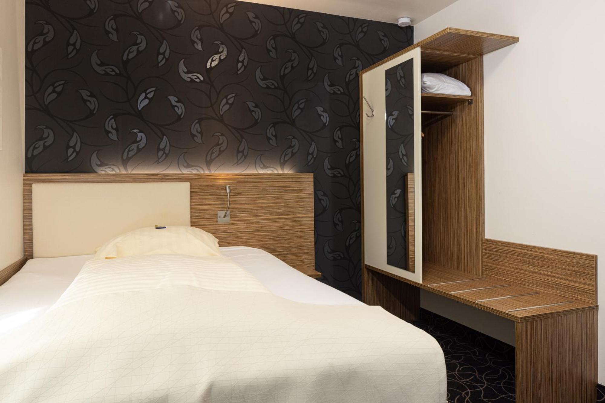 Hotel Gasthof Хандевит Экстерьер фото