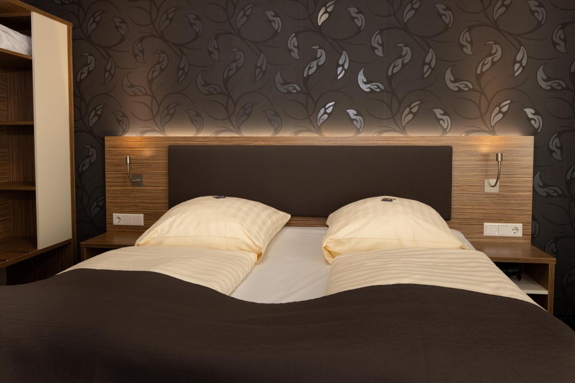 Hotel Gasthof Хандевит Экстерьер фото